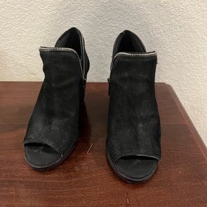 Lucky Brand black wedge shoes size 6M